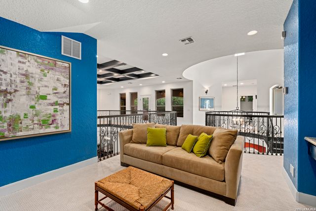 3002 ELM CREEK PL, San Antonio, TX 78230