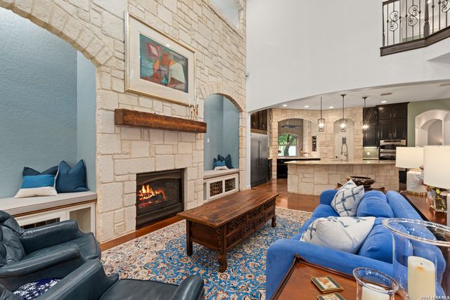 3002 ELM CREEK PL, San Antonio, TX 78230