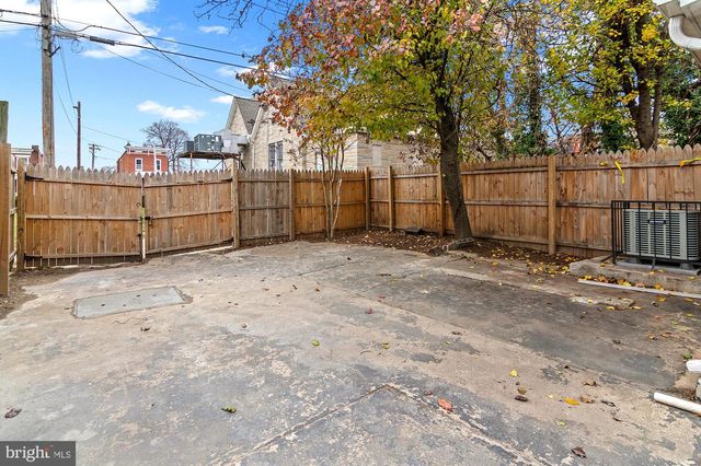 609 BARTLETT AVENUE, Baltimore, MD 21218