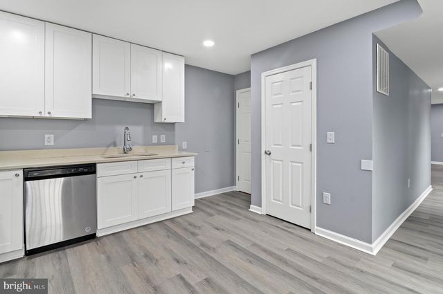 609 BARTLETT AVENUE, Baltimore, MD 21218