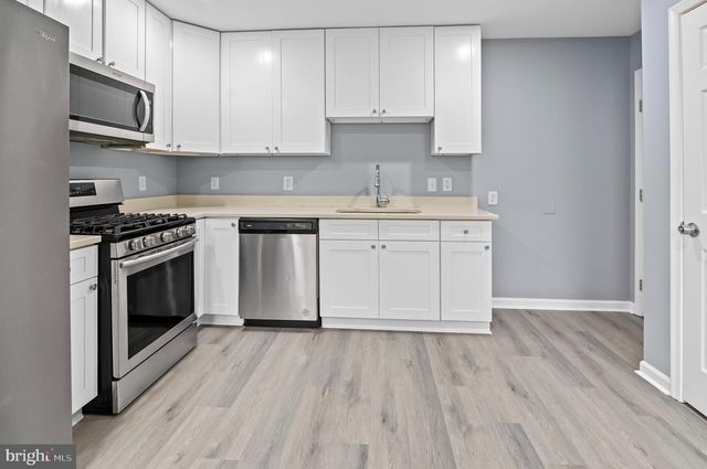 609 BARTLETT AVENUE, Baltimore, MD 21218