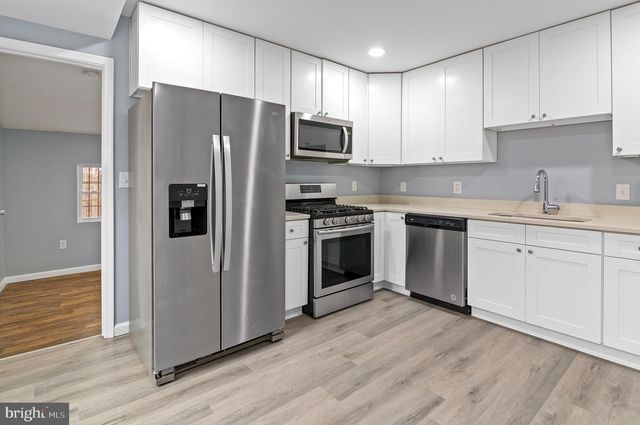 609 BARTLETT AVENUE, Baltimore, MD 21218