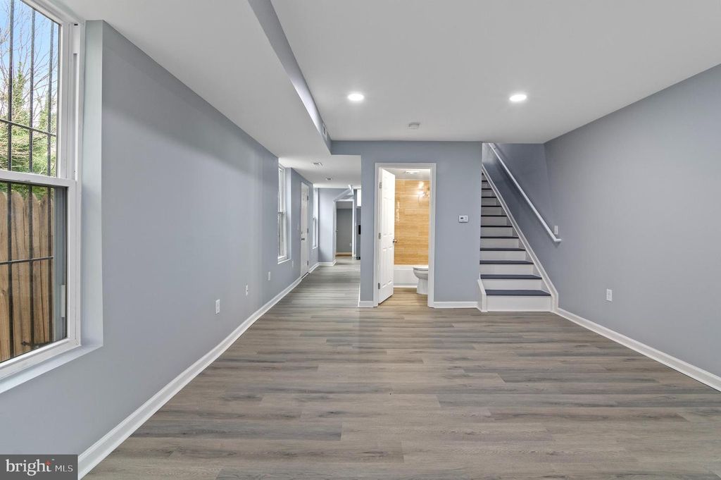 609 BARTLETT AVENUE, Baltimore, MD 21218
