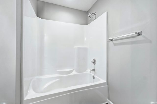 1436 Marsh Deer Run, Huntertown, IN 46748