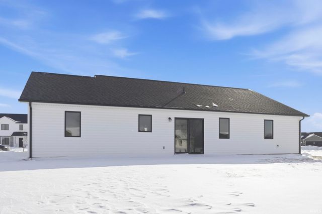 1436 Marsh Deer Run, Huntertown, IN 46748