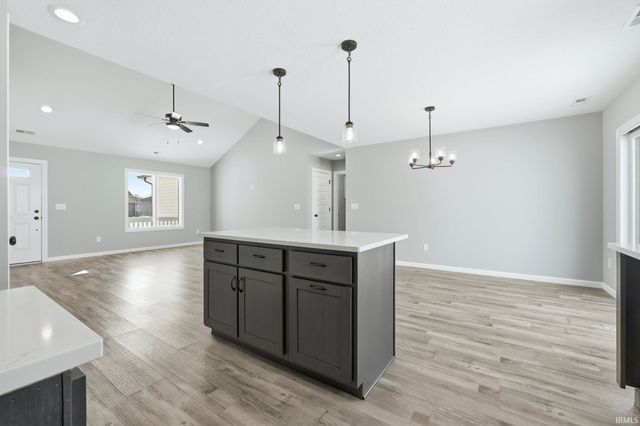 1436 Marsh Deer Run, Huntertown, IN 46748