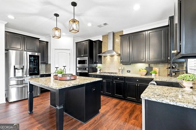 616 Little Bear Loop, Canton, GA 30114