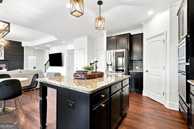 616 Little Bear Loop, Canton, GA 30114