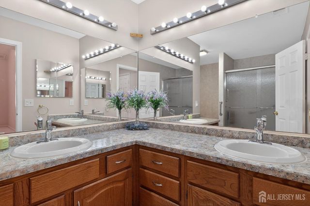 48 Winthrop Road C, Monroe, NJ 08831