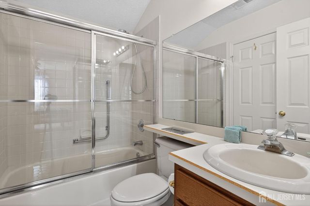 48 Winthrop Road C, Monroe, NJ 08831