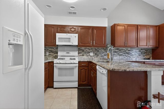 48 Winthrop Road C, Monroe, NJ 08831