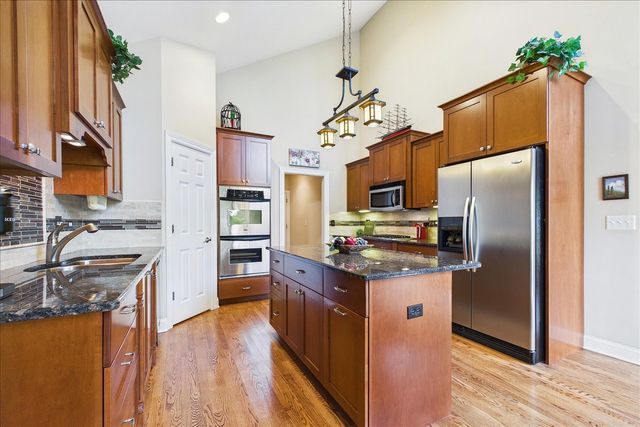 24913 Thornberry Drive, Plainfield, IL 60544