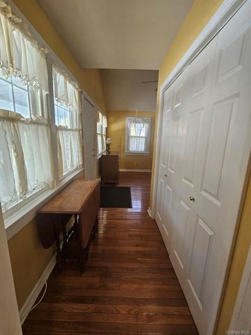 28 Putnam Drive, Carmel, NY 10512