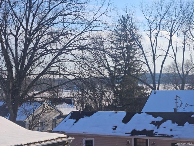 28 Putnam Drive, Carmel, NY 10512