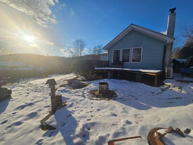 28 Putnam Drive, Carmel, NY 10512