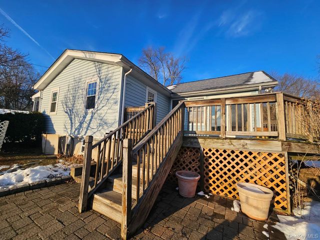 28 Putnam Drive, Carmel, NY 10512