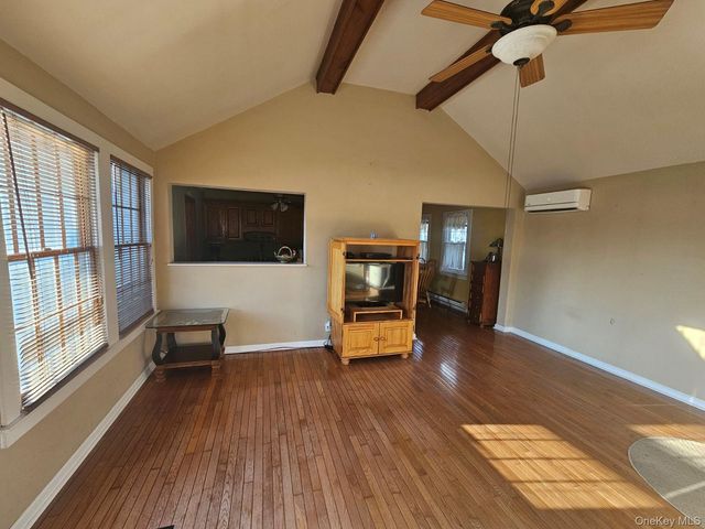 28 Putnam Drive, Carmel, NY 10512