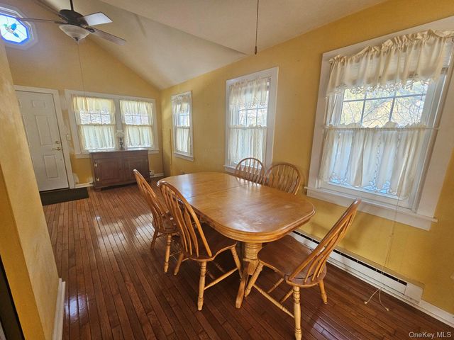 28 Putnam Drive, Carmel, NY 10512