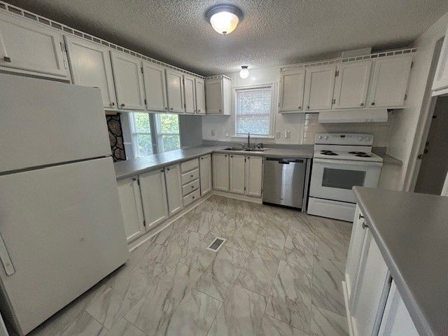 208 Greenbranch Ct, Nashville, TN 37207