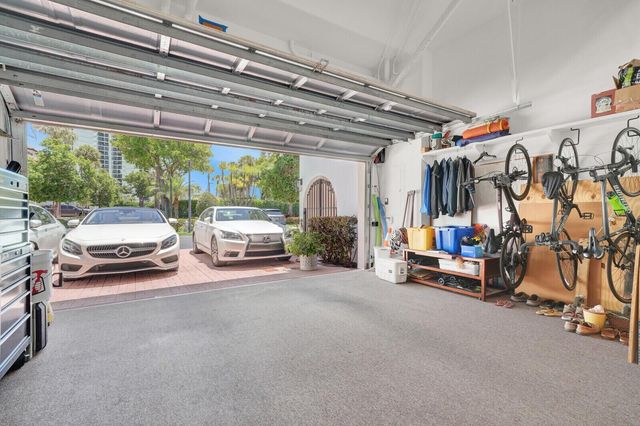 4501 N Ocean Boulevard Th-04, Boca Raton, FL 33431