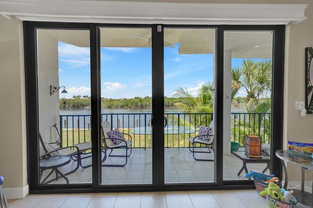 4501 N Ocean Boulevard Th-04, Boca Raton, FL 33431
