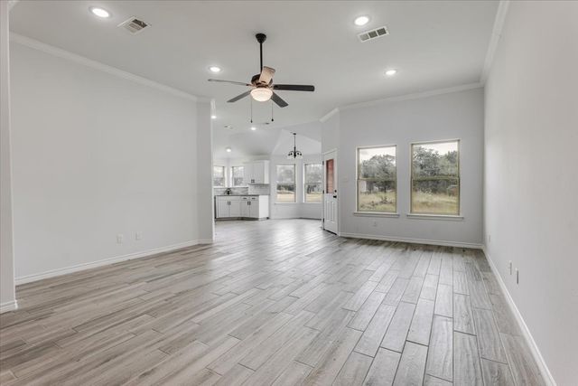 1007 SW 2nd Avenue, Mineral Wells, TX 76067