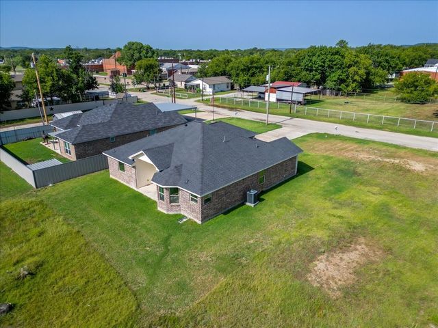 1007 SW 2nd Avenue, Mineral Wells, TX 76067