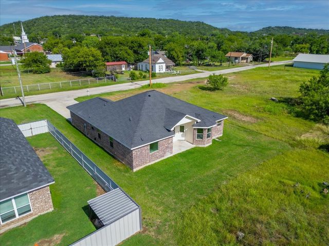 1007 SW 2nd Avenue, Mineral Wells, TX 76067