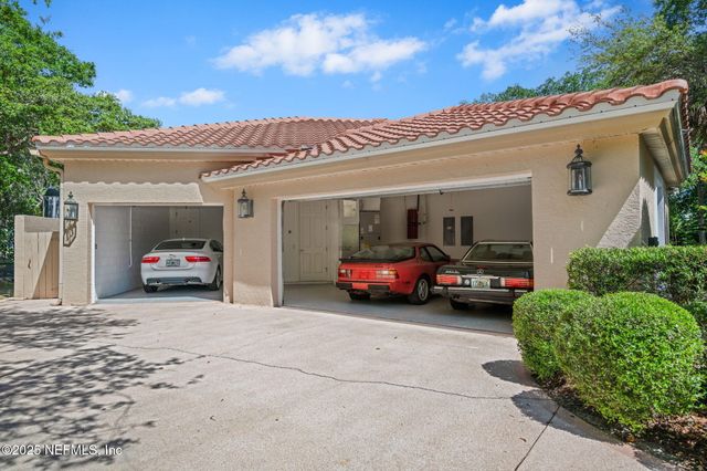 12 VIA SALERNO, Palm Coast, FL 32137