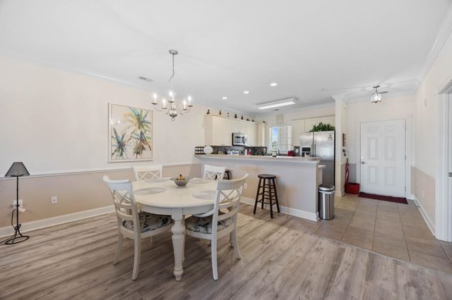 4855 Luster Leaf Cir Apt 303, Myrtle Beach, SC 29577