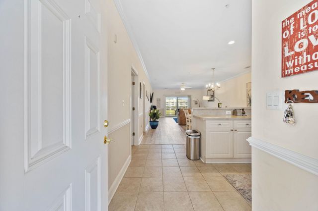 4855 Luster Leaf Cir Apt 303, Myrtle Beach, SC 29577