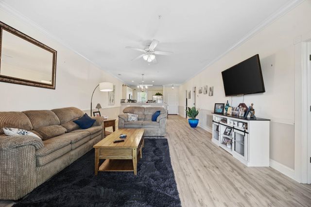 4855 Luster Leaf Cir Apt 303, Myrtle Beach, SC 29577