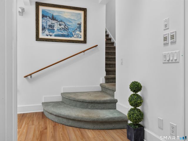 332 Lantern Hill Road, Stonington, CT 06355