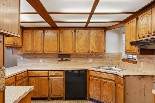 1841 Love Lane, Choctaw, OK 73020