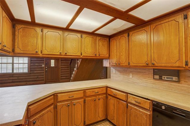 1841 Love Lane, Choctaw, OK 73020