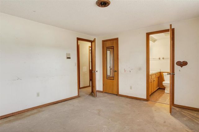 1841 Love Lane, Choctaw, OK 73020