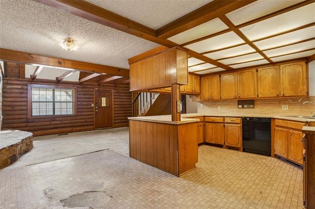 1841 Love Lane, Choctaw, OK 73020
