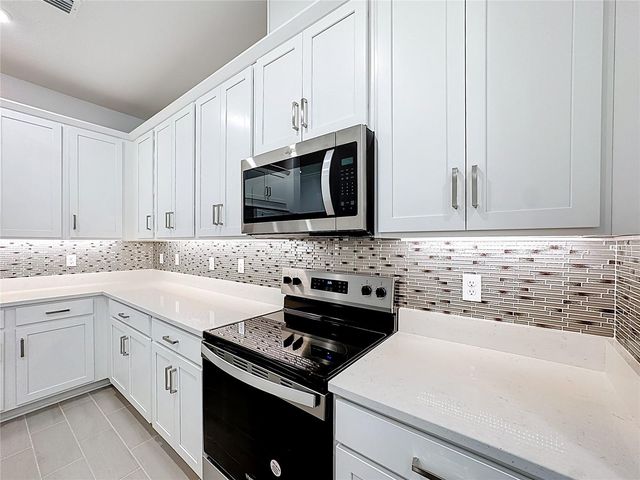 13172 CALMING BREEZE WAY, Winter Garden, FL 34787