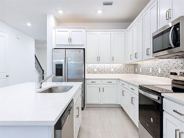 13172 CALMING BREEZE WAY, Winter Garden, FL 34787