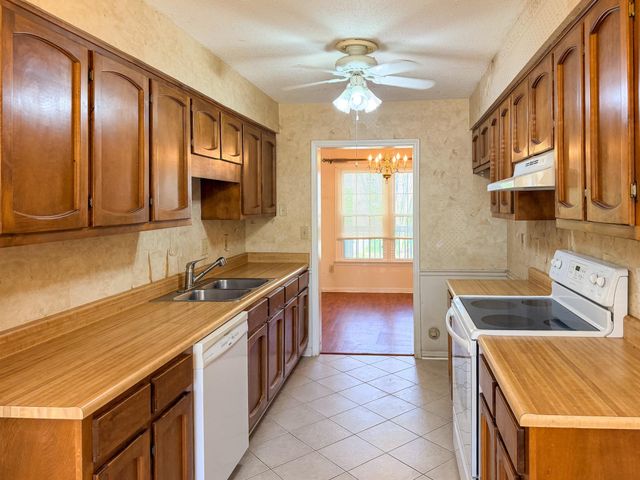 309 Tradd Street, Mauldin, SC 29662