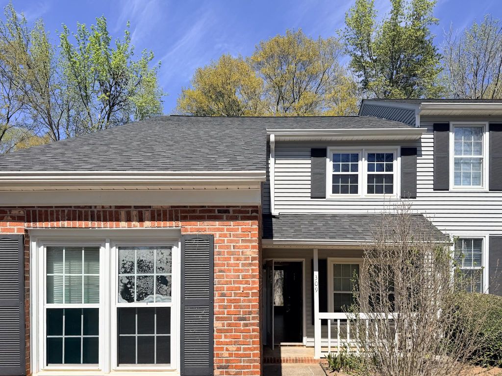 309 Tradd Street, Mauldin, SC 29662