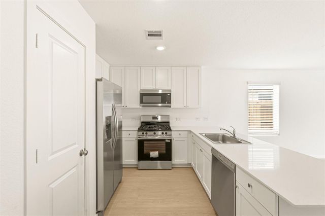 6034 Ash Willow Court, Montgomery, TX 77316