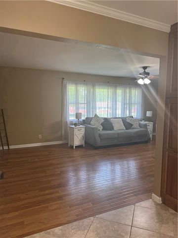 3800 Sterling Dr, Franklin Twp, OH 45005