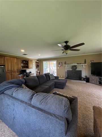 3800 Sterling Dr, Franklin Twp, OH 45005