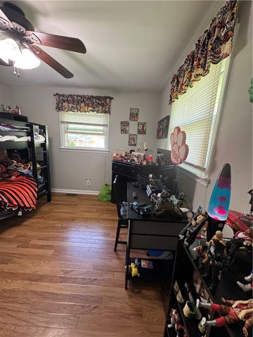 3800 Sterling Dr, Franklin Twp, OH 45005