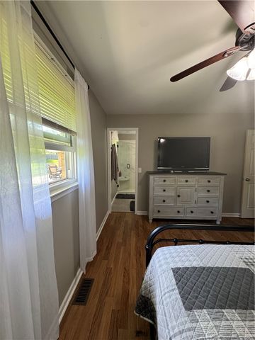 3800 Sterling Dr, Franklin Twp, OH 45005