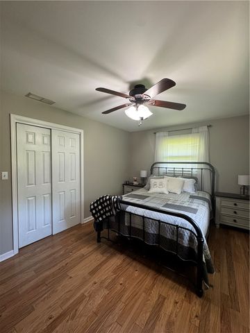 3800 Sterling Dr, Franklin Twp, OH 45005
