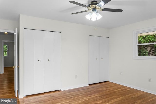 11820 ENID DR, Potomac, MD 20854