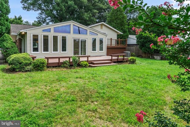 11820 ENID DR, Potomac, MD 20854