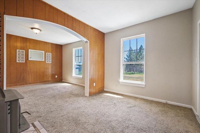 8323 W Mission Rd, Spokane, WA 99224